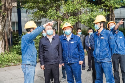 徐弟波來公司調研03.JPG