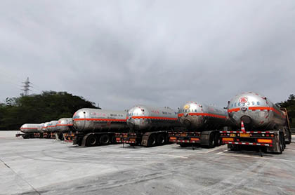瀘天化股份公司液氨運(yùn)輸車輛停車場升級改造項(xiàng)目一次性通過竣工驗(yàn)收
